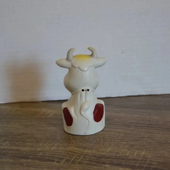 Vintage Cow Shaped Porcelain  Bell - Picture 2 of 4
